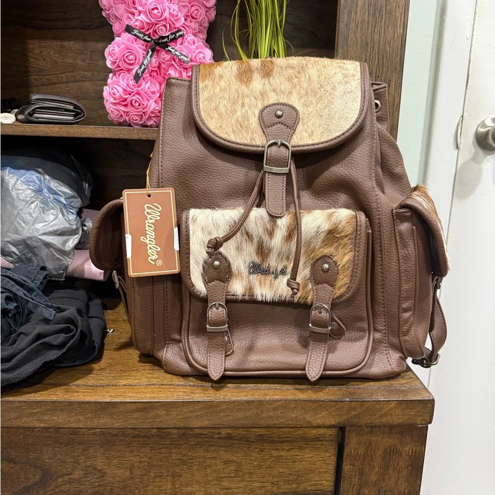 Wrangler Leather Backpack - Picture 2 of 14